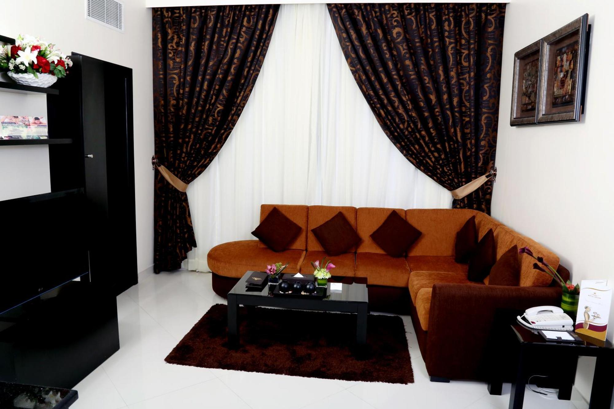Royal Grand Suite Hotel Schardscha Exterior foto